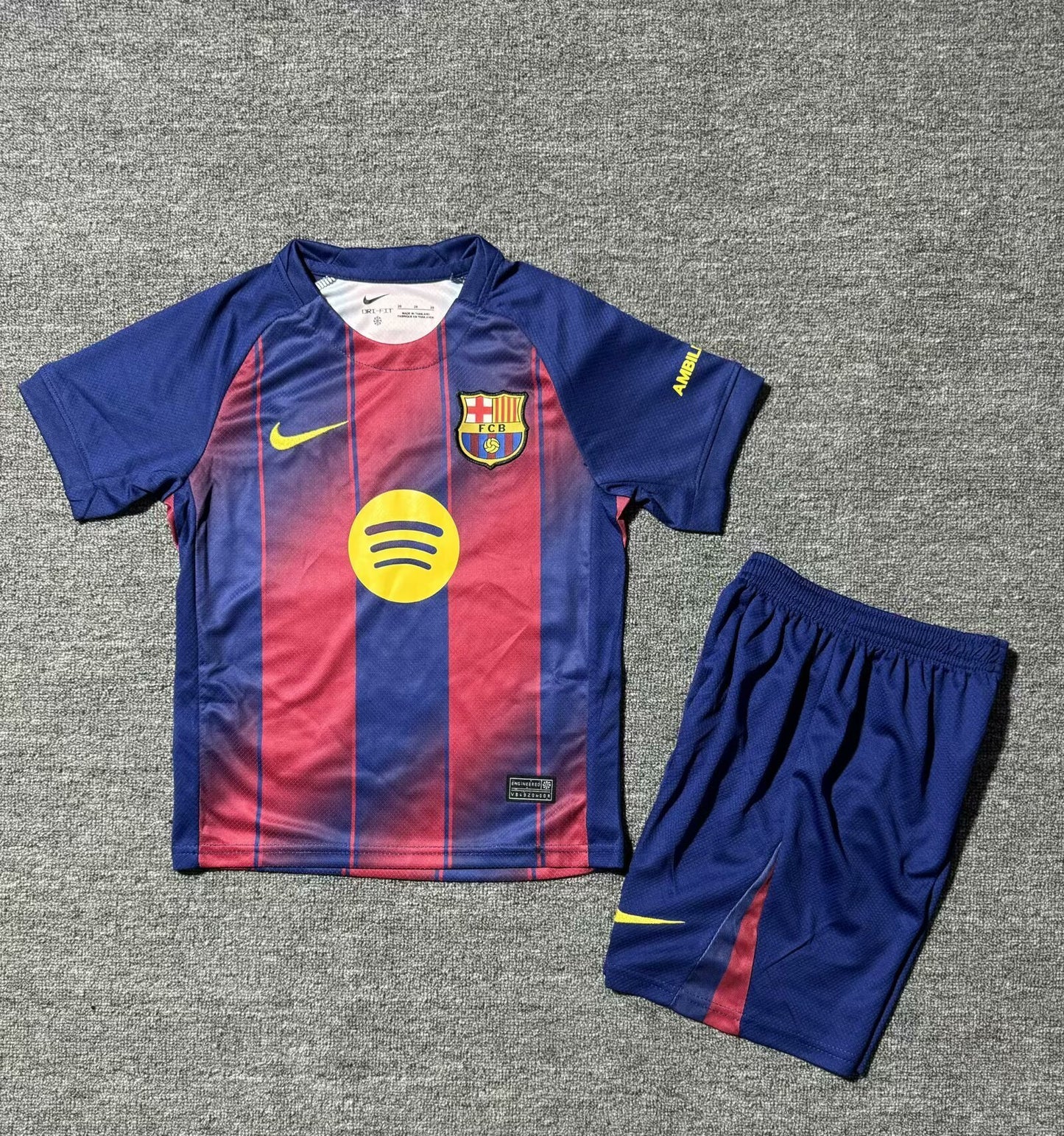25-26 Barcelona Home Kids Kit