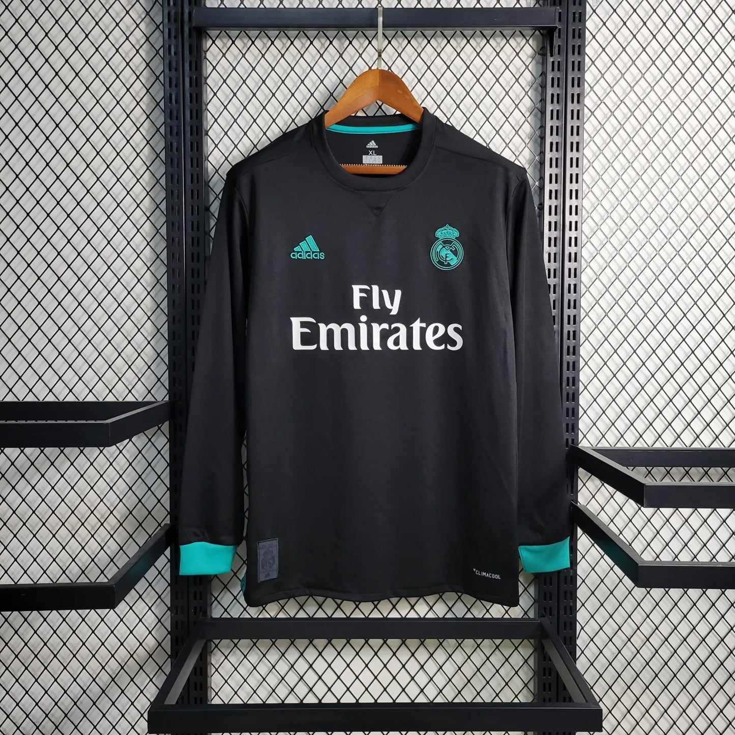 17-18 Real Madrid Away Black Long Sleeve Retro