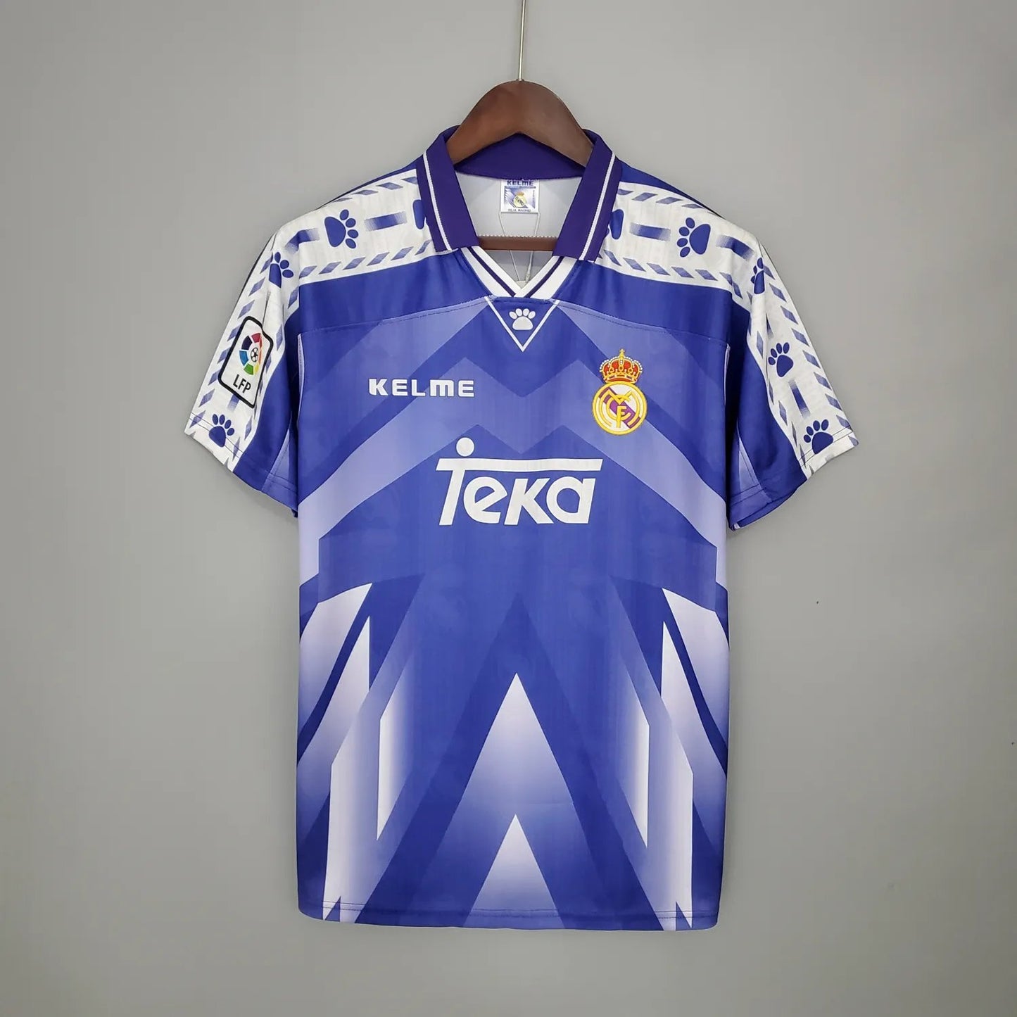96-97 Real Madrid Away Retro