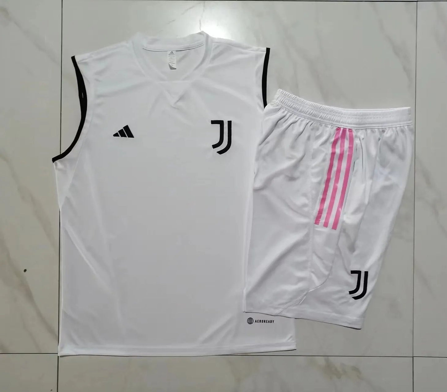 23-24 Juventus White Training Vest Suit
