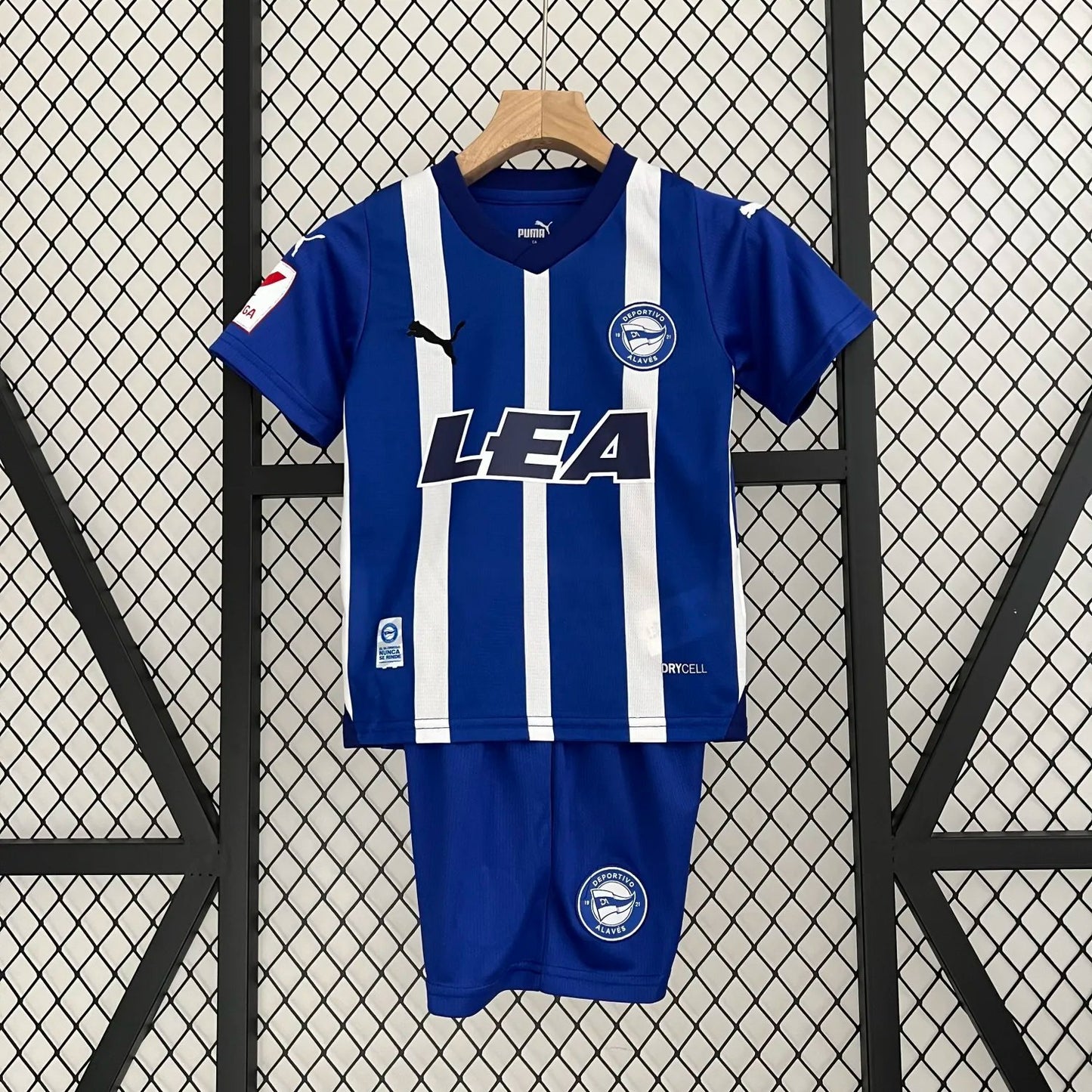 23-24 Alavés Home Kids Kit