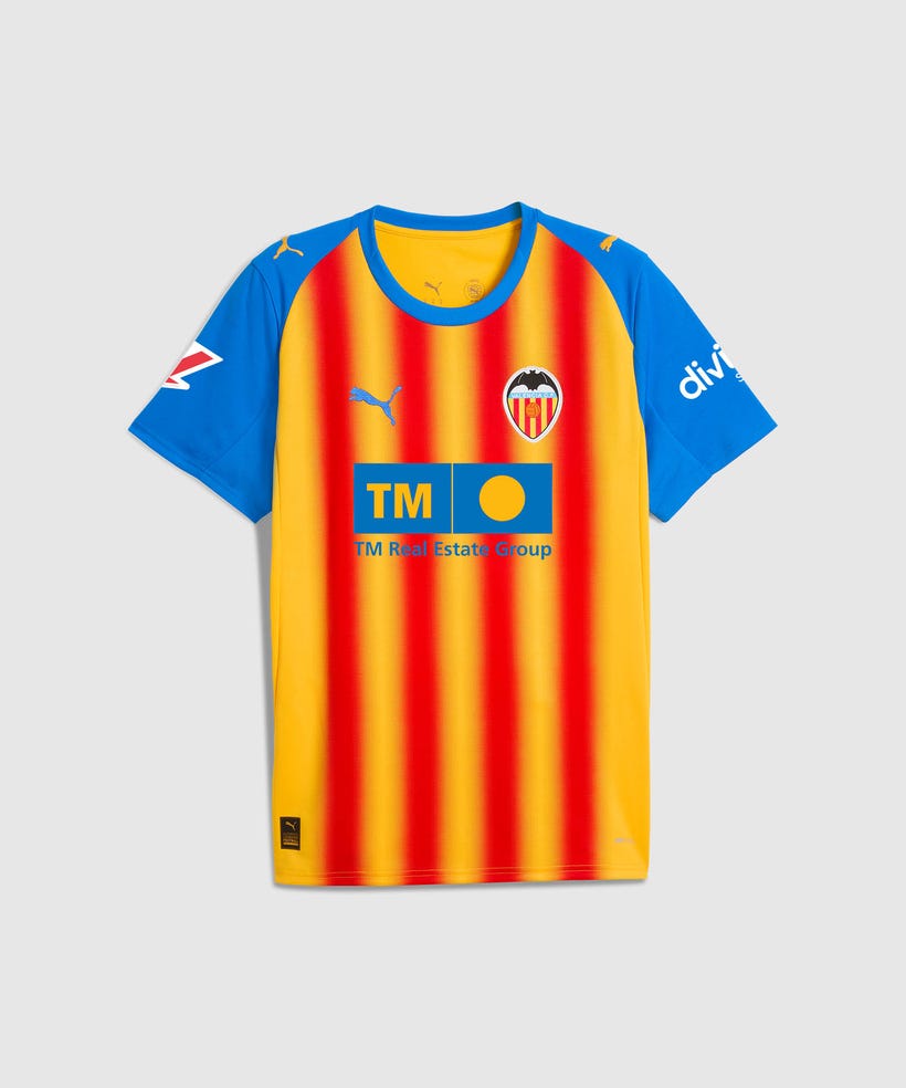 25-26 Valencia Third Fan Version