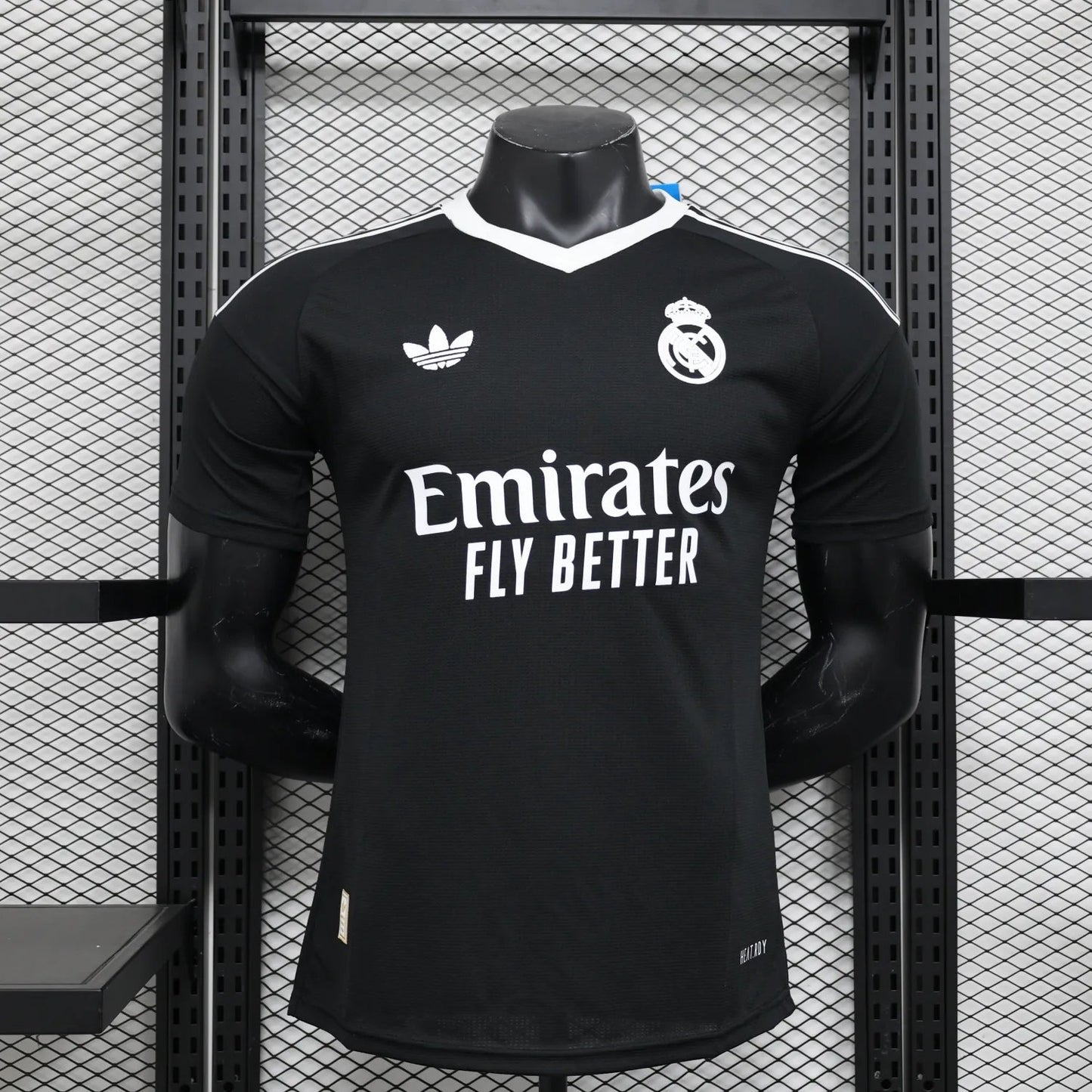 24-25 Real Madrid Black Goal Keeper Player Version
