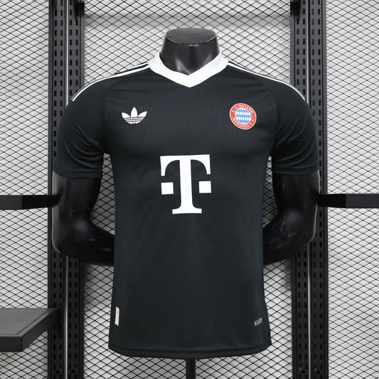 24-25 Bayern Munich Black Goal Keeper Player Version