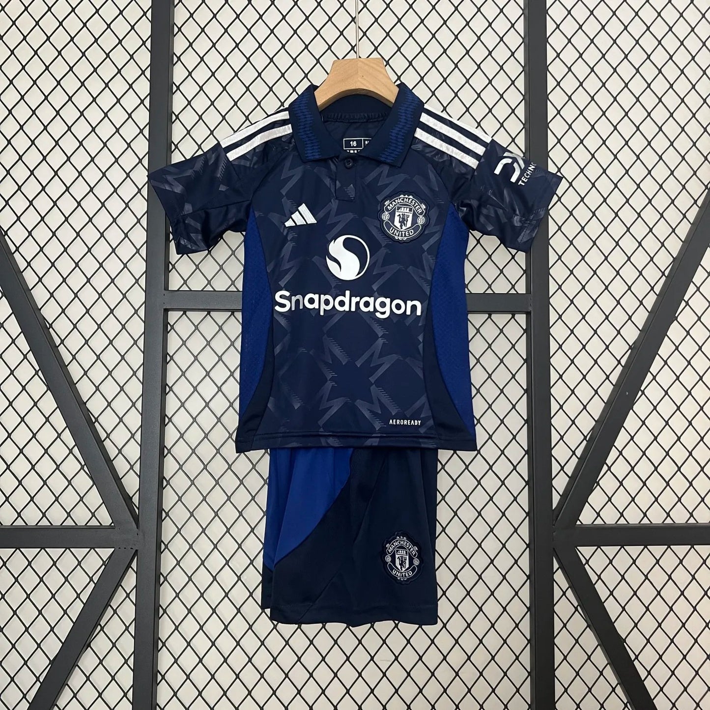 24-25 Manchester United Away Kids Kit