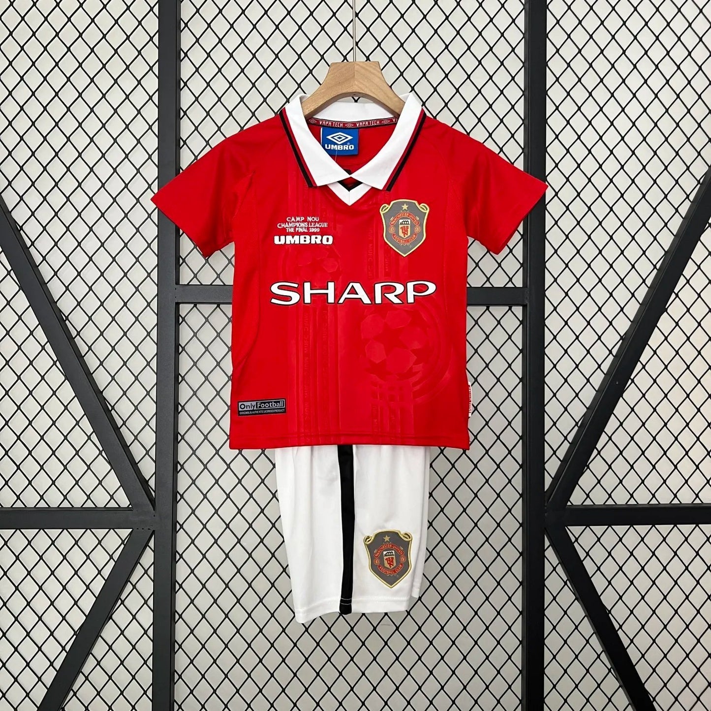 Retro 99-00 Manchester United Home Kids Kit