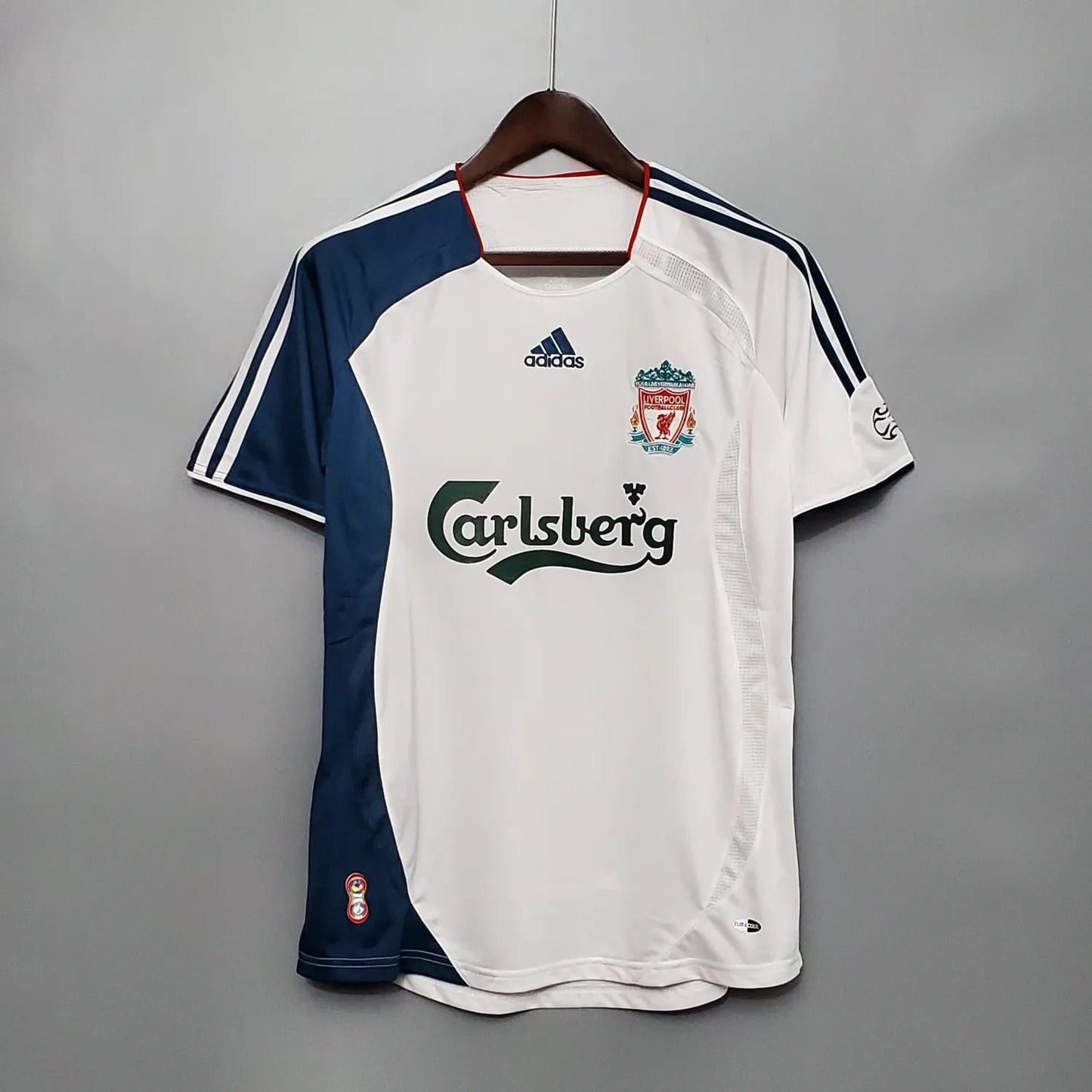 06-07 Liverpool Away Retro