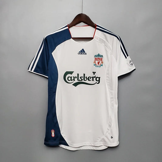 06-07 Liverpool Away Retro