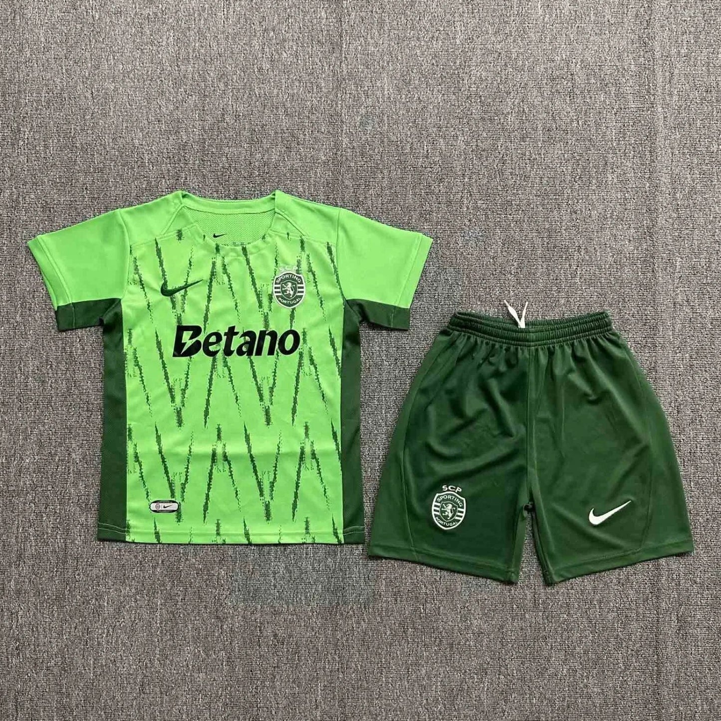 24-25 Sporting CP Third Kids Kit